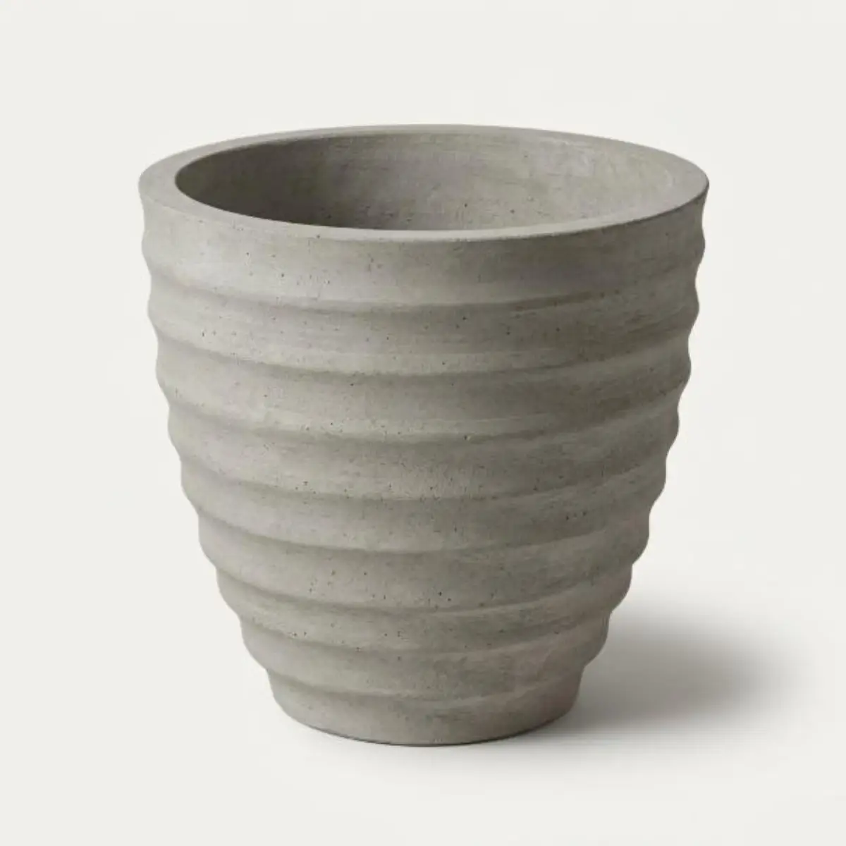กระถางปูนทรงกลมเกลียว 35×32 ซม. – กระถางปูนเปลือย POTS28